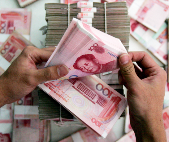 巴西与中国首次实现人民币本币交易，官员称具备替代美元潜力